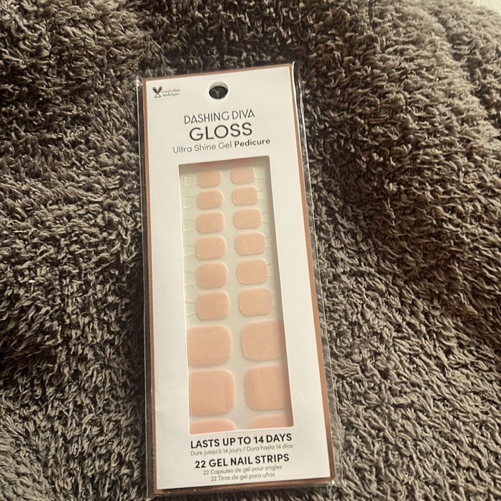 Dashing Diva Gloss Ultra Shine Gel Pedicure Nail Strips Pale Blush Pink Shimmer